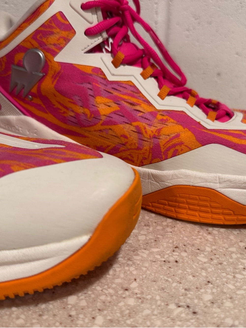 Moolah Neovolt Pro V2 Pink Orange White Basketball Shoes Women's Size 11 GUC - Picture 13 of 16